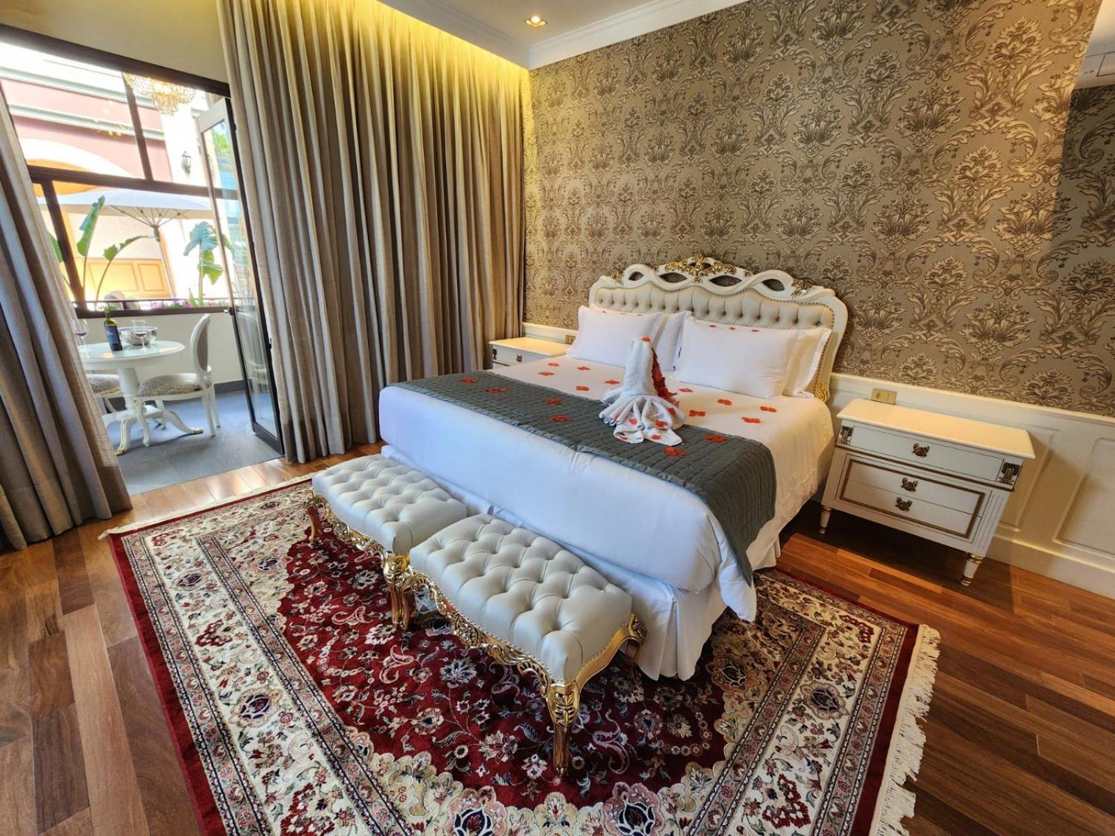 Pousada Luis XV Campos do Jordao Oda fotoğraf A bedroom at the hotel