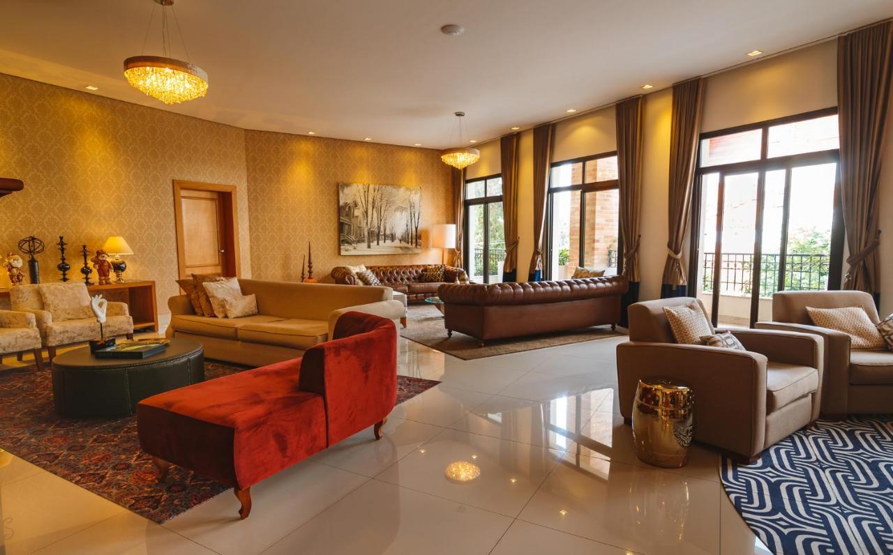 Pousada Luis XV Campos do Jordao Dış mekan fotoğraf The interior of the hotel