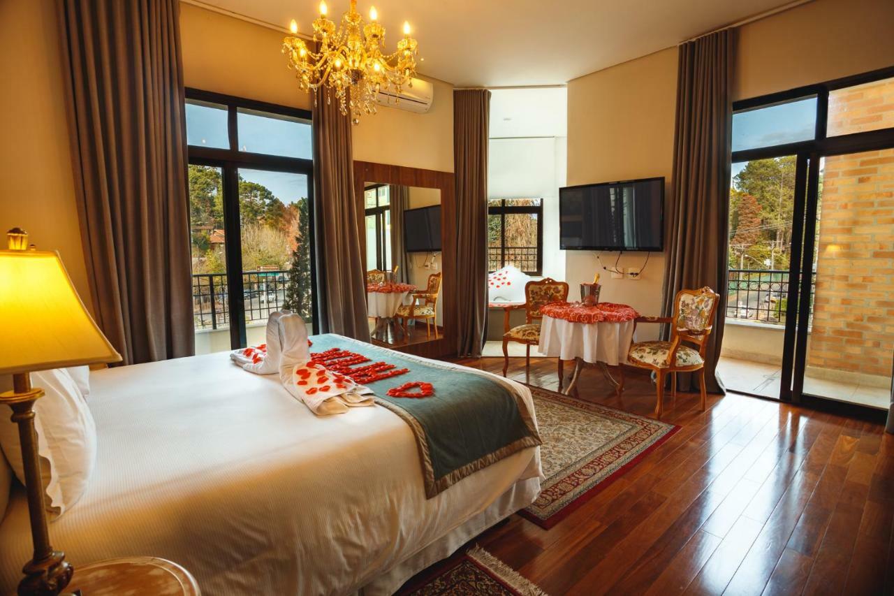 Pousada Luis XV Campos do Jordao Dış mekan fotoğraf A bedroom at the hotel
